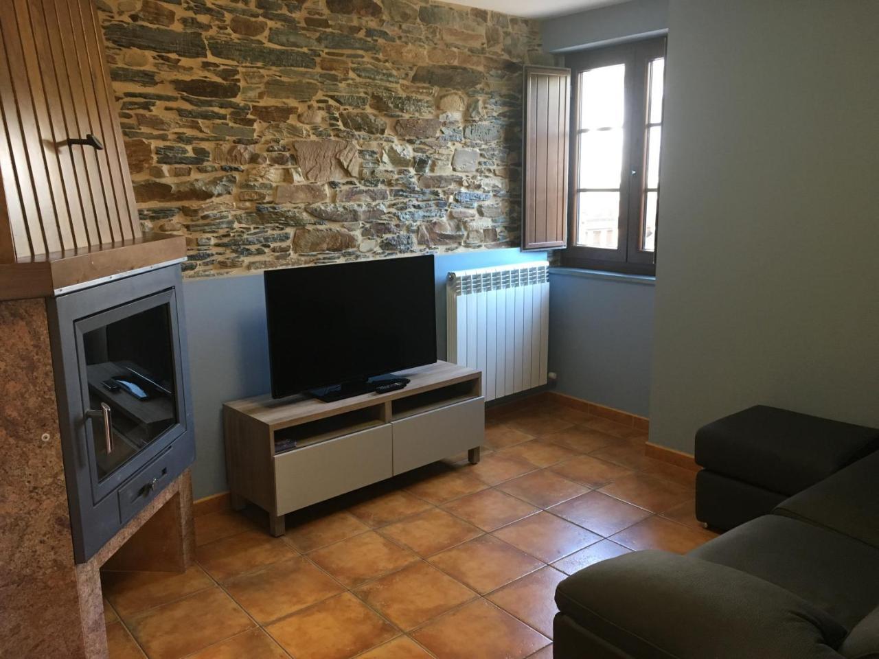 Apartamentos Carola San Tirso de Abres Zewnętrze zdjęcie